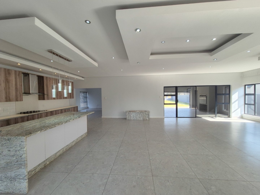 4 Bedroom Property for Sale in Heron Banks Golf Estate Free State